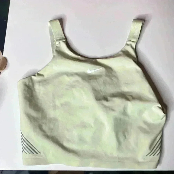 Nike Pro Sport Bra - Picture 2 of 5